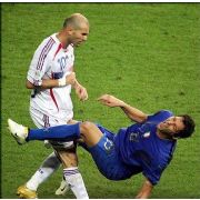 SANSÜRSÜZ ZİDANE-MATERAZZİ
